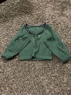 Urban Outfitters Green Ribbed Long-Sleeve Crop Top with Navy & White Trim